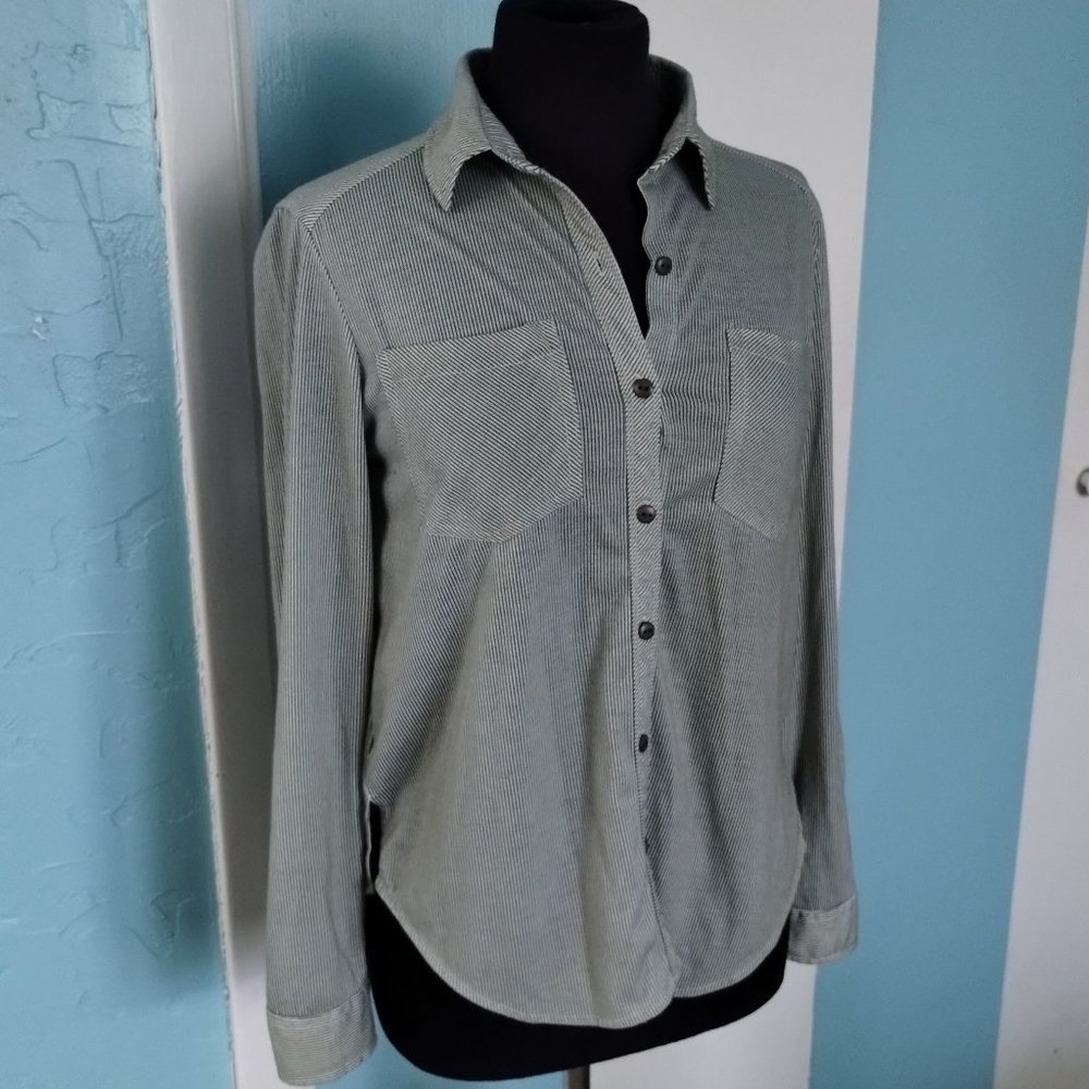 Passport Striped Button-up